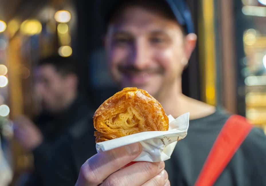 Boho Nights in Paris: A Magical Evening Tour - A 2-hour Paris night walk that mixes TV cues with real neighborhoods