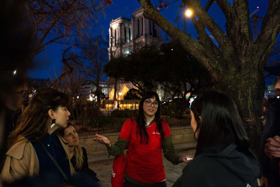 Boho Nights in Paris: A Magical Evening Tour - Place de l’Estrapade and Luxembourg Gardens: a calm pause in the middle of the night