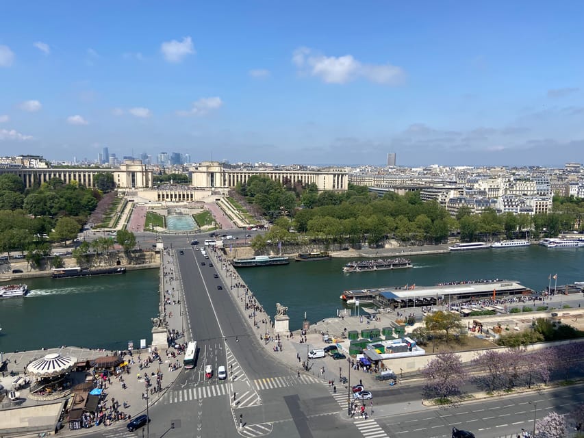 From London: Paris Day Trip with Lunch on Eiffel Tower - Your guide can make or break the pace