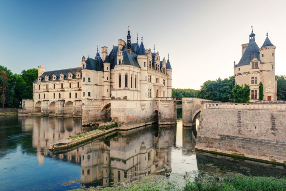 From Paris: Full-Day Loire Valley Chateaux Tour - Who should book this Loire Valley châteaux tour