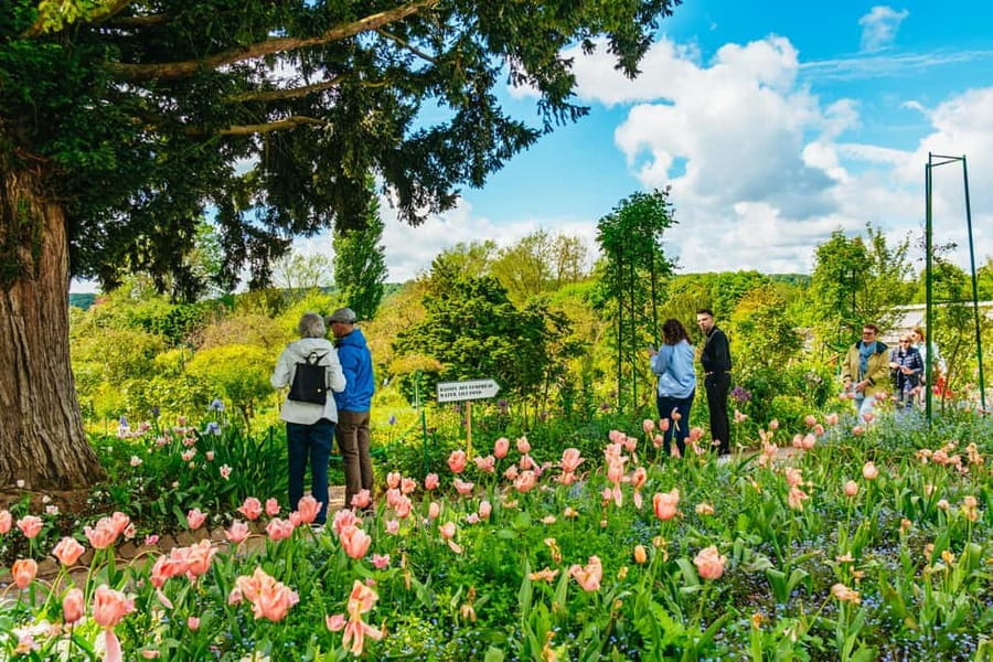 From Paris: Giverny, Monet’s House, & Gardens Half-Day Trip - How This Giverny Day Trip Works From Paris (and Why It Feels Easy)