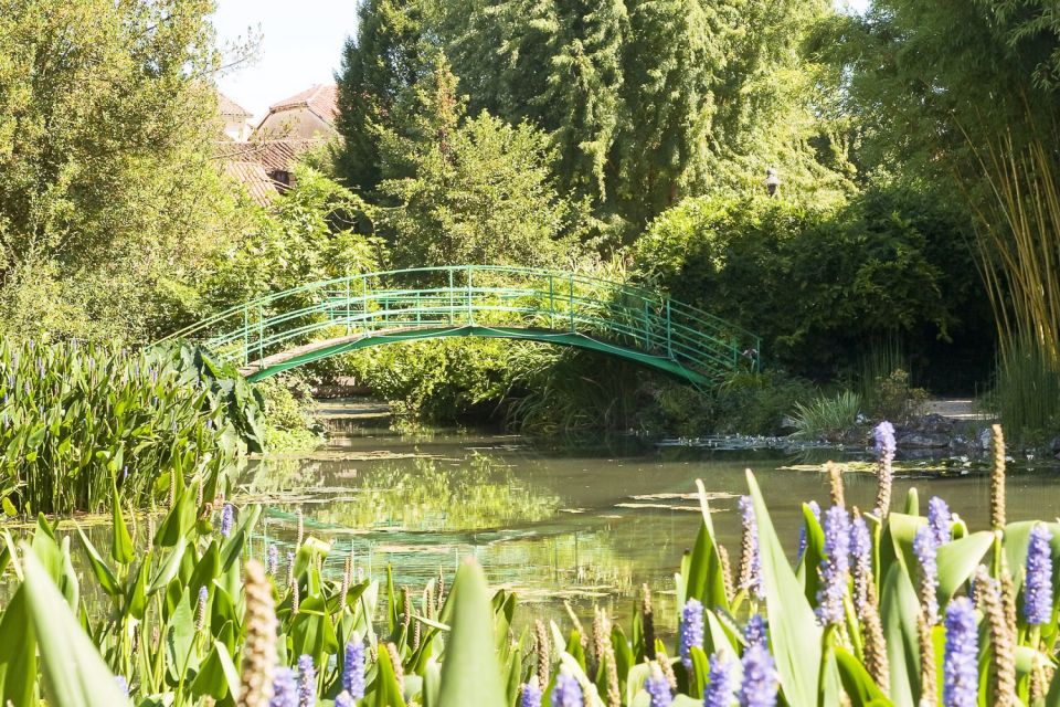 From Paris: Guided Day Trip to Monet's Garden in Giverny - The Flower Garden and the Japanese Garden: two ways to feel Monet