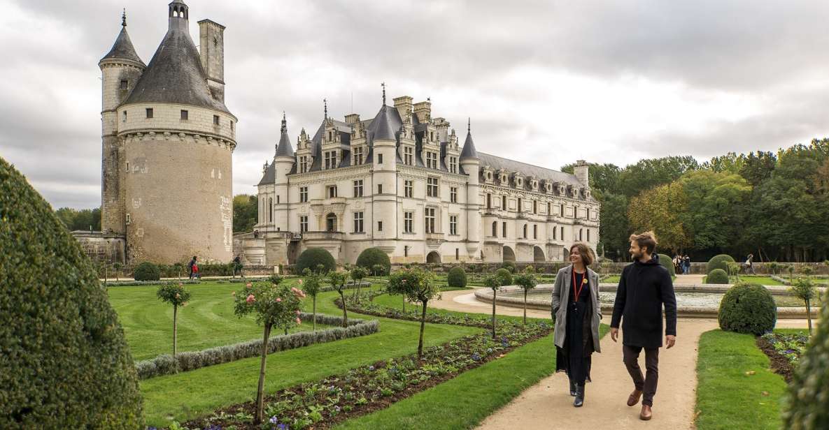 From Paris: Loire Valley Castles Tour with Hotel Transfers - Coach Comfort, Bathroom Stops, and the Reality of a Long Day