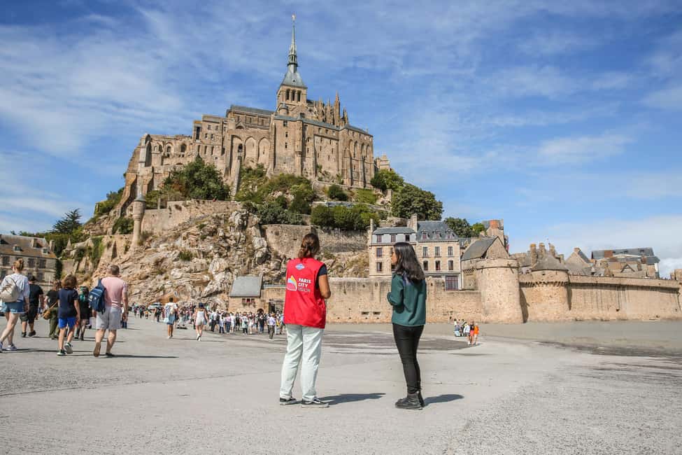 From Paris: Mont Saint-Michel Tour with Hotel Pickup Service - Hotel pickup in Paris to Mont Saint-Michel: coach comfort and breaks