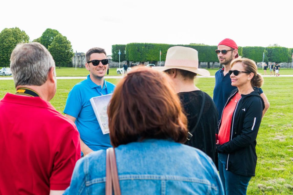 From Paris: Small-Group Loire Valley Castles Full-Day Tour - Château de Chenonceau: the arches over the Cher and how the court made the place
