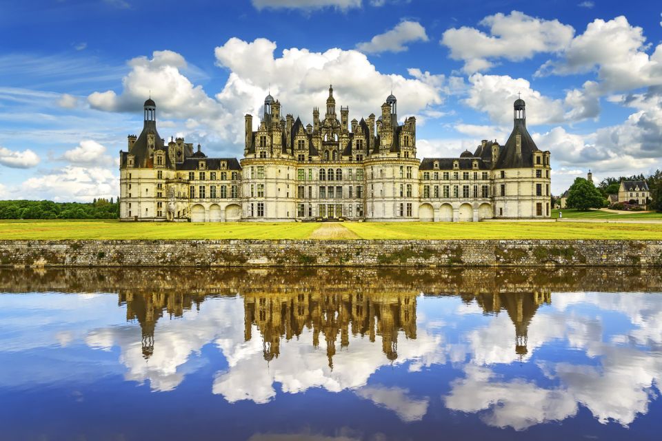 From Paris: Small-Group Loire Valley Castles Full-Day Tour - Getting the most out of 12 hours: how to pack your attention