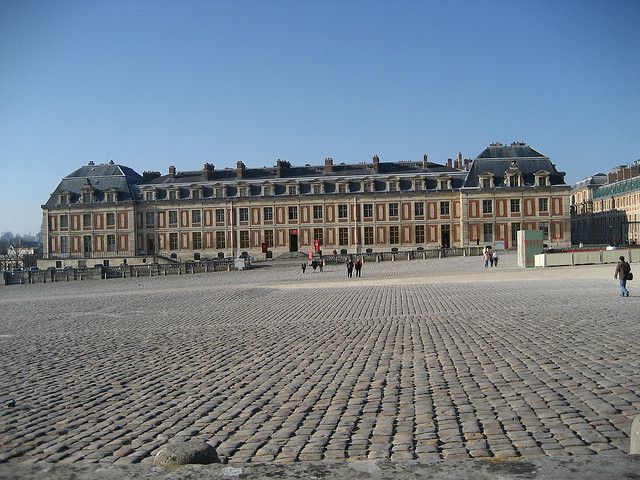 From Paris: Versailles Guided Tour by Deluxe Minibus - Key highlights that make this tour work