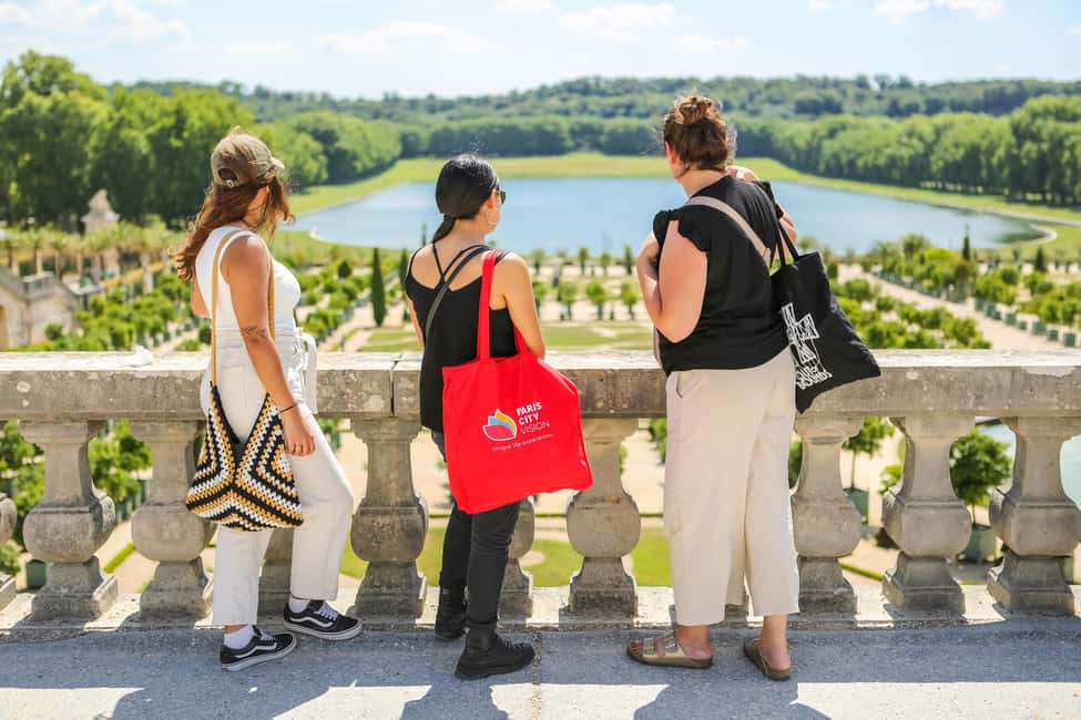 From Paris: Versailles Guided Tour with Skip-the-Line Entry - Queen’s and King’s private apartments: where Versailles feels personal