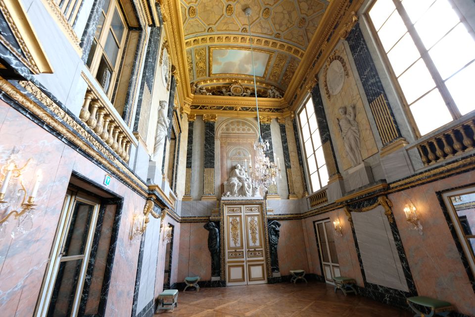 From Paris: Versailles Palace and Gardens Guided Day Trip - Should you book this Versailles guided day trip?