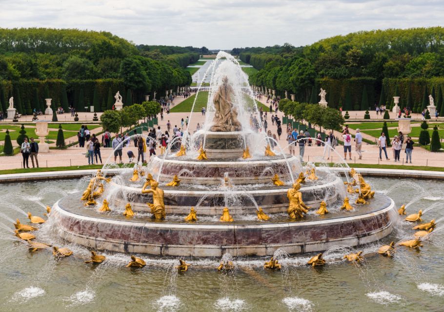 From Paris: Versailles Palace and Gardens Guided Day Trip - Getting from Paris to Versailles without wasting your morning