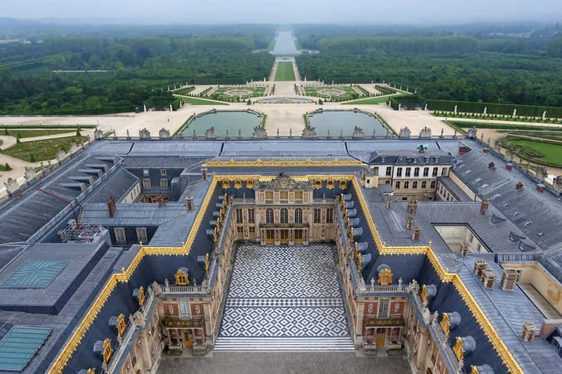 From Paris: Versailles Palace and Gardens with Transfer - Gardens and water shows: André Le Nôtre’s design and how to not miss them