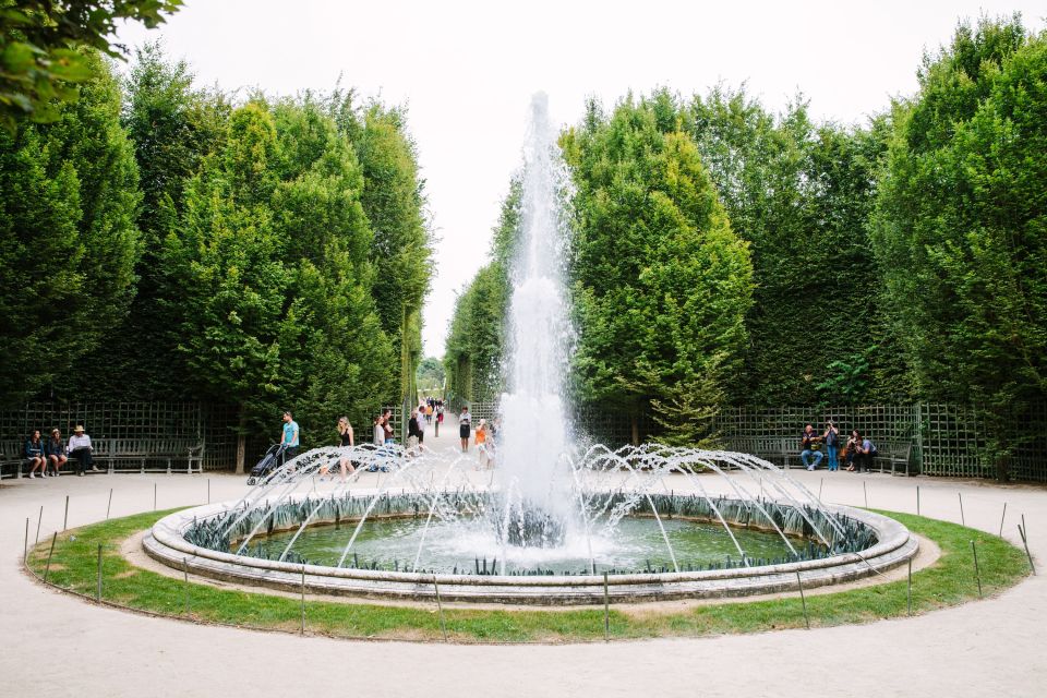 Gardens of Versailles Walking Tour & Palace Entry - “Hidden Groves” Inside the Formal Layout