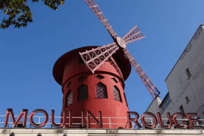 German private Walking Tour through Montmartre & Passages - Moulin Rouge to Montmartre’s artist quarter: where the stories begin