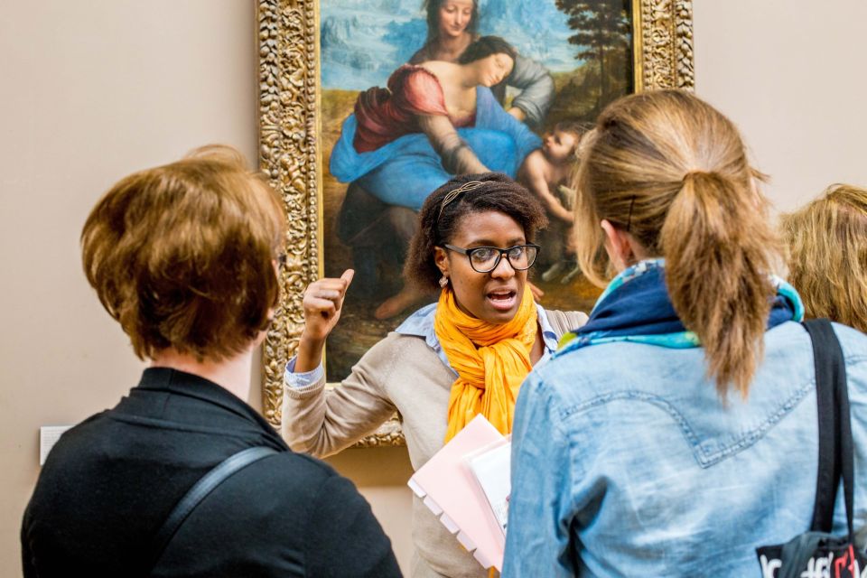 Louvre Museum: Skip-the-Line Guided Tour - The Guide Experience: How You Stay Oriented in a Museum That Fights Back