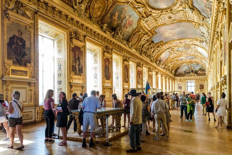 Louvre Museum: Skip-the-Line Small Group Guided Tour - Quick Tour Walkthrough: Louvre Pyramid to Venus de Milo