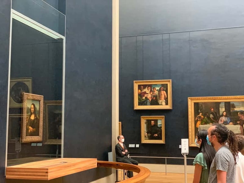 Louvre Museum: Skip-the-Line Small Group Guided Tour - Meeting Points Near the Louvre: Know Before You Go