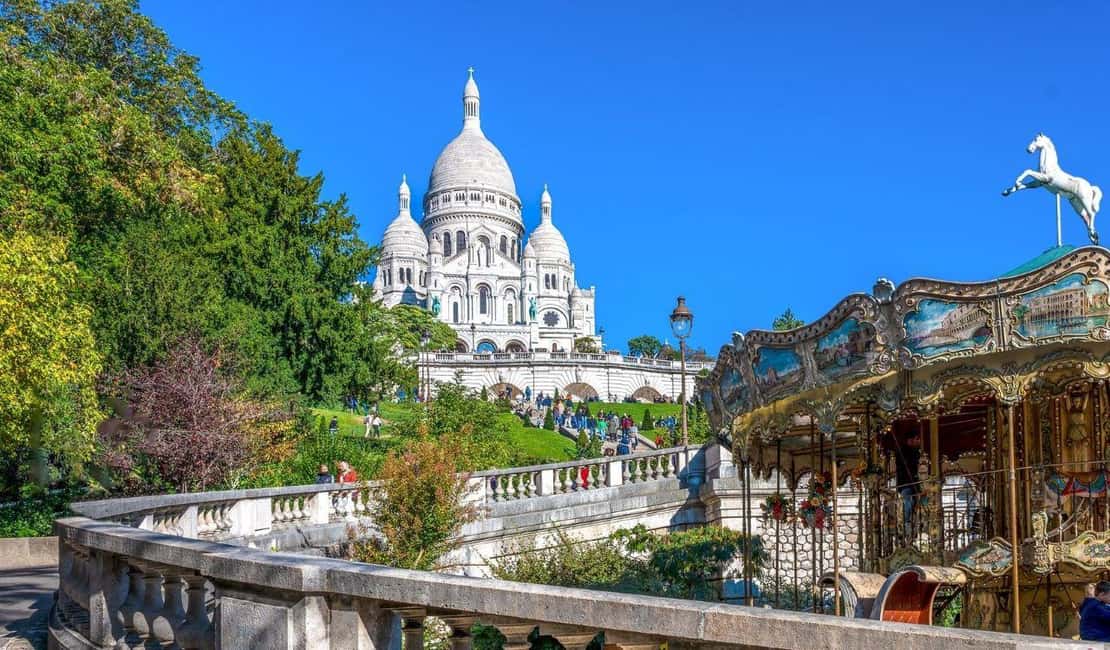 Montmartre: Guided Tour for Kids and Families - Abbesses District: I Love You Wall Plus Another Carousel