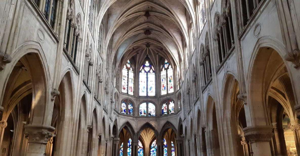 Notre-Dame Cathedral Private tour - Guides who make the building come alive