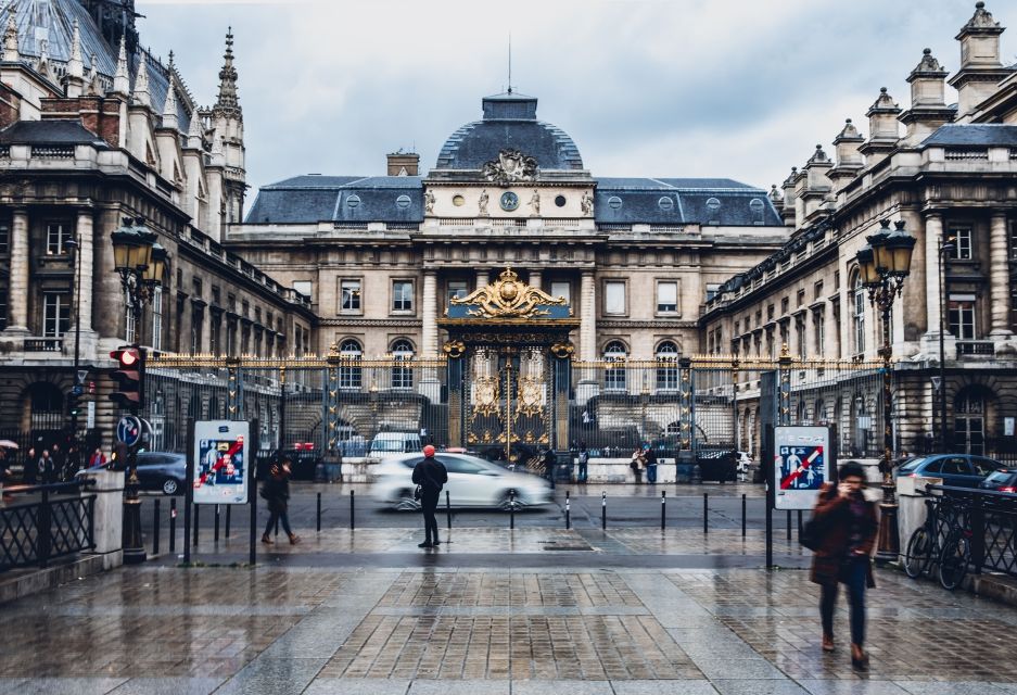 Notre-Dame Cathedral Private tour - Who should book this (and who might skip it)
