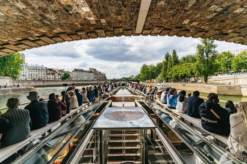 Paris: 1-Hour Seine Cruise departing from the Eiffel Tower - What’s Included, What Isn’t, and Small Money Pitfalls