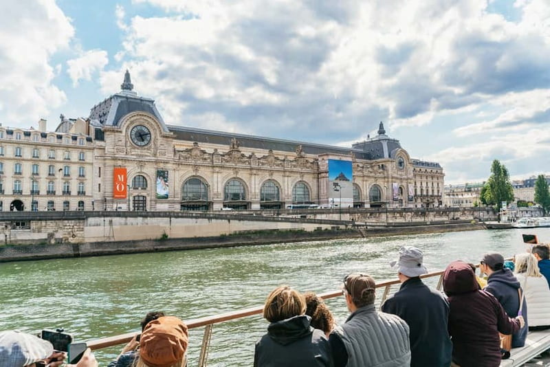 Paris: 1-Hour Seine Cruise departing from the Eiffel Tower - Timing Tips: Departures, Lines, and When to Go