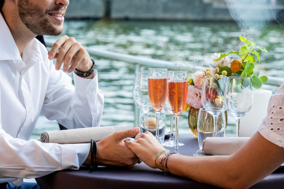 Paris: 3-Course-Dinner Cruise with Wine on the Seine River - Dress Code and Rules That Actually Matter