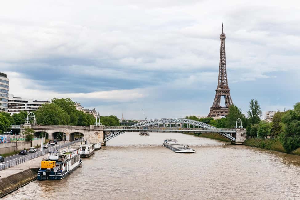 Paris: 3-Course Italian Meal Seine Cruise - Who This Seine Italian Dinner Cruise Is Best For