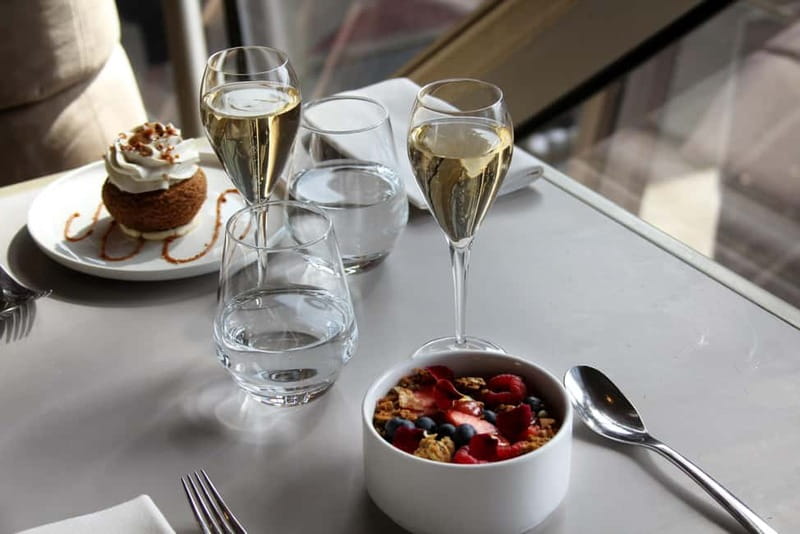 Paris: 3-Course Lunch at Eiffel Tower's Madame Brasserie - Who this Eiffel Tower lunch suits best (and who might not)