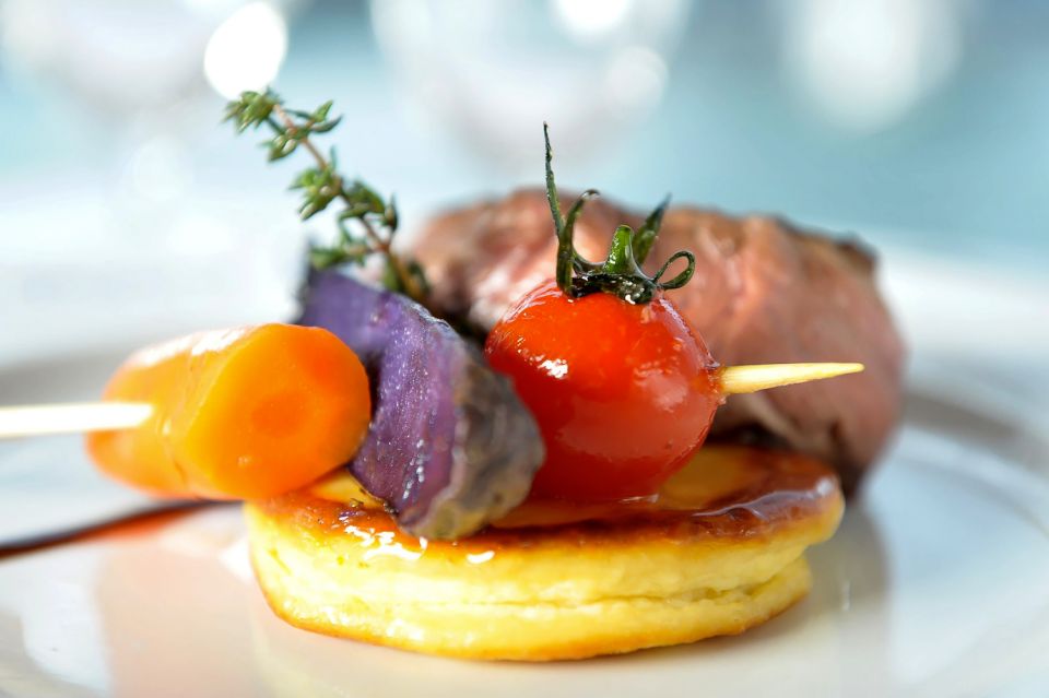 Paris: 3-Course Lunch Cruise on the River Seine - Seating, Tickets, and How to Not Miss Your Window