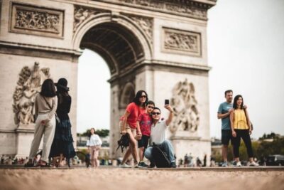 Paris: Arc de Triomphe Entry with Seine Cruise - Meeting Point Reality: Using Your Voucher at the Arc and the Seine Pier