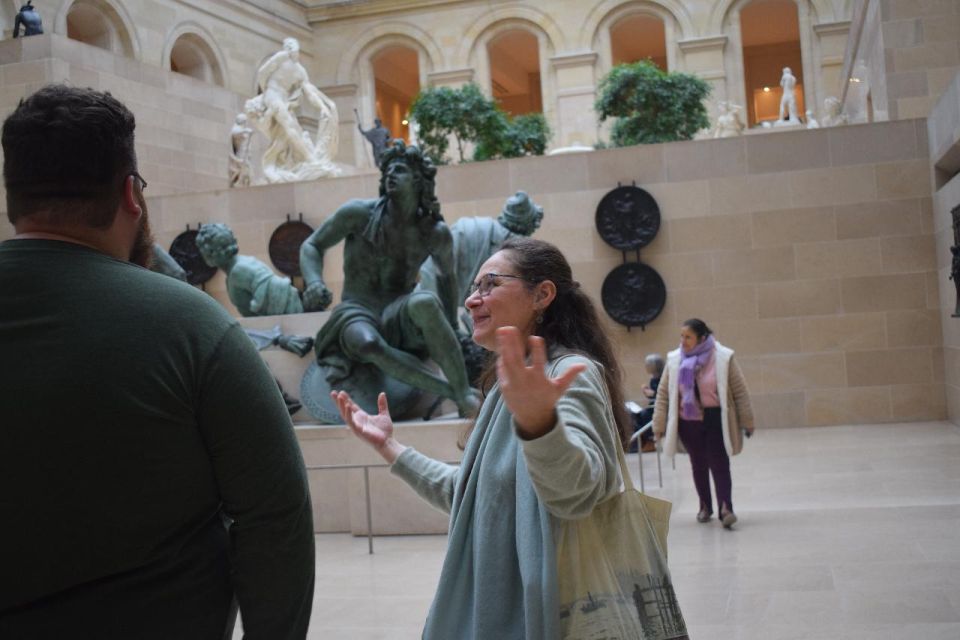 Paris: Best of the Louvre Guided Tour with Pre-booked Ticket - Key Points Before You Go
