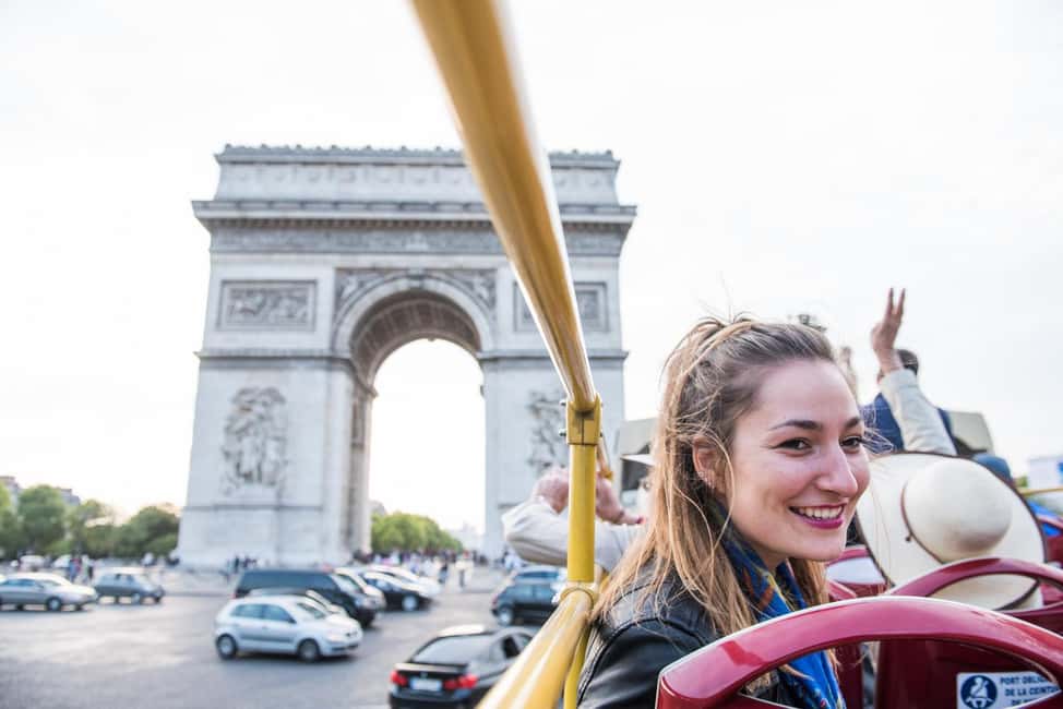 Paris: Big Bus Hop-on Hop-off Tour and Seine River Cruise - Comfort, crowds, and the traffic factor