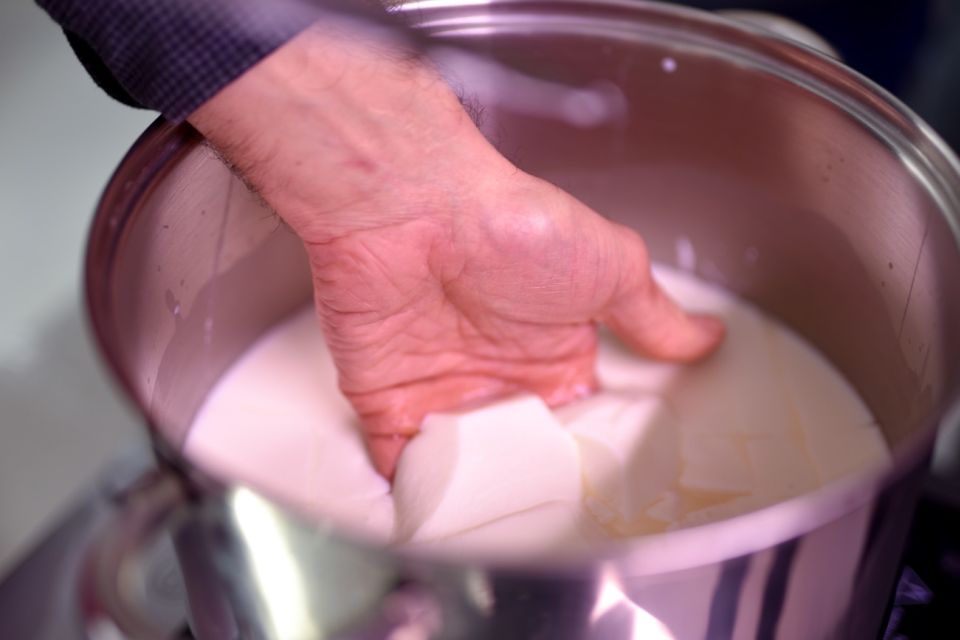 Paris: Butter and Cheesemaking Workshop - Small-group comfort: up to 10 participants, real Q&A
