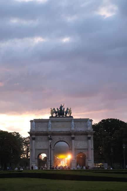 Paris By Night: 3-Hour Guided Bike Tour - What You Can Bring: Snacks, Drinks, and Weather Sense