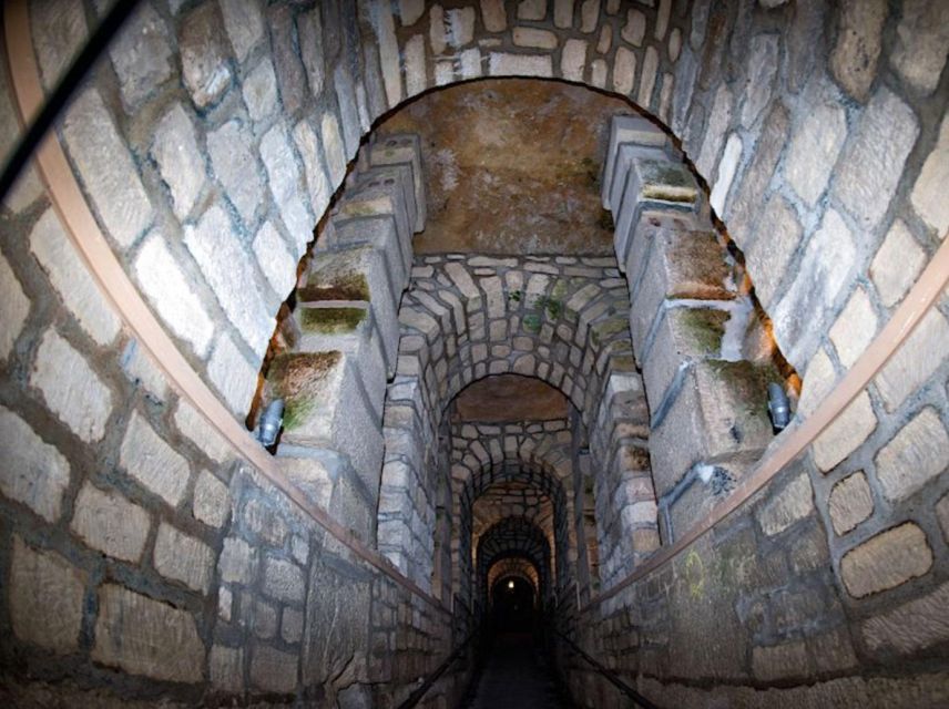Paris: Catacombs Tour with Restricted Areas - Where You Start: Denfert-Rochereau and Getting Positioned Fast