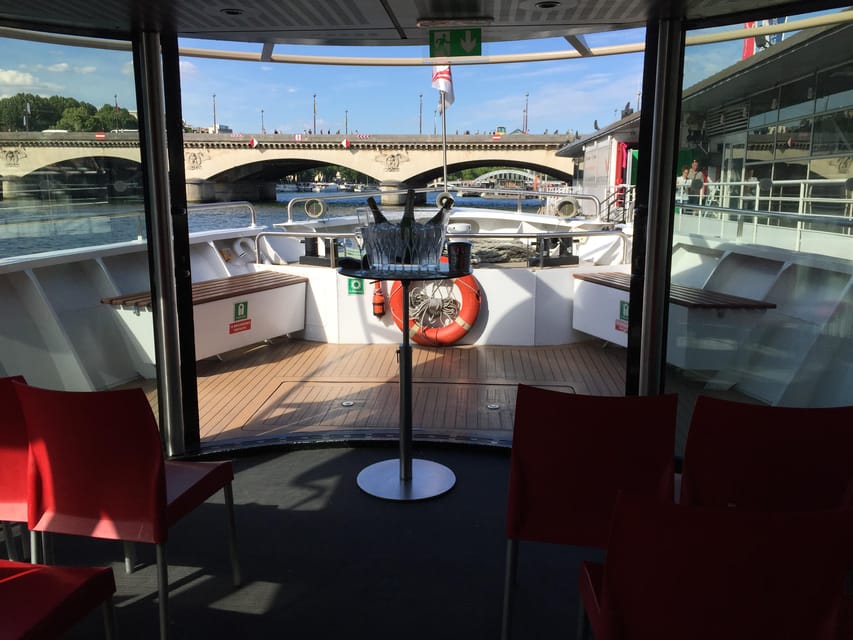 Paris: Champagne Tasting Cruise Departure from Eiffel Tower - Comfort on the Water: Windows, Deck Access, and the Reality of Shared Space