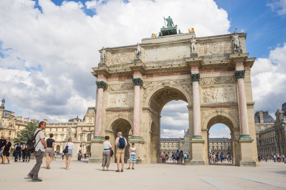 Paris: City Center Group Tour in German - Palais Garnier: A Photo Stop With Real Show-Biz Stories