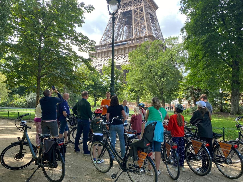 Paris: City Highlights Bike Tour - How the tour really feels: fast-moving highlights with guide-led stories