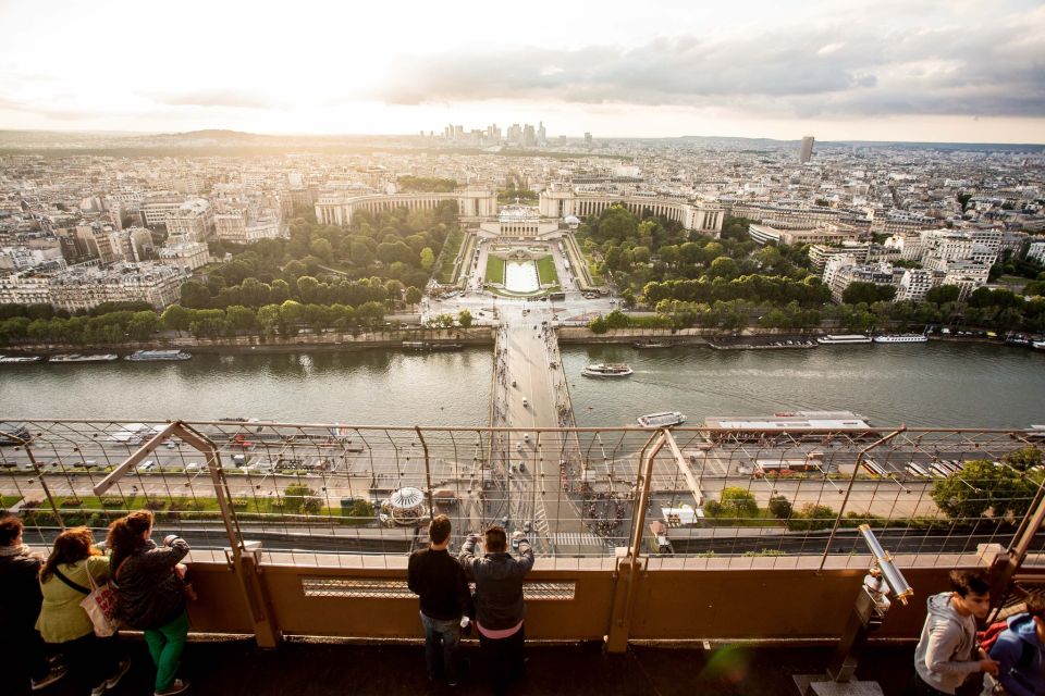 Paris: City Tour by Bus with Eiffel Tower & Optional Summit - Price and Value: Is $113 Worth It?