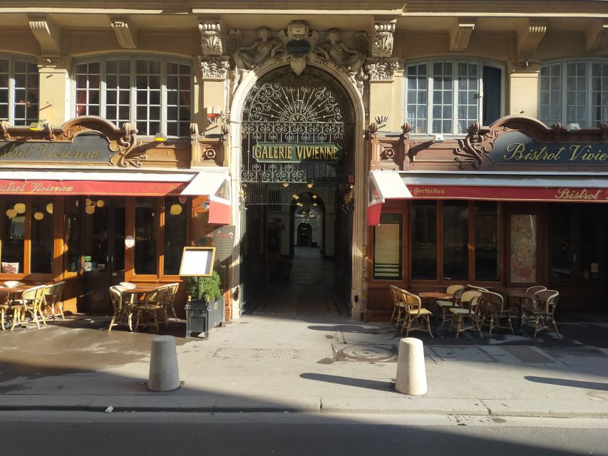 Paris: Covered Passages Walking Tour - Getting there: the Notre-Dame des Victoires meeting point and the first passage
