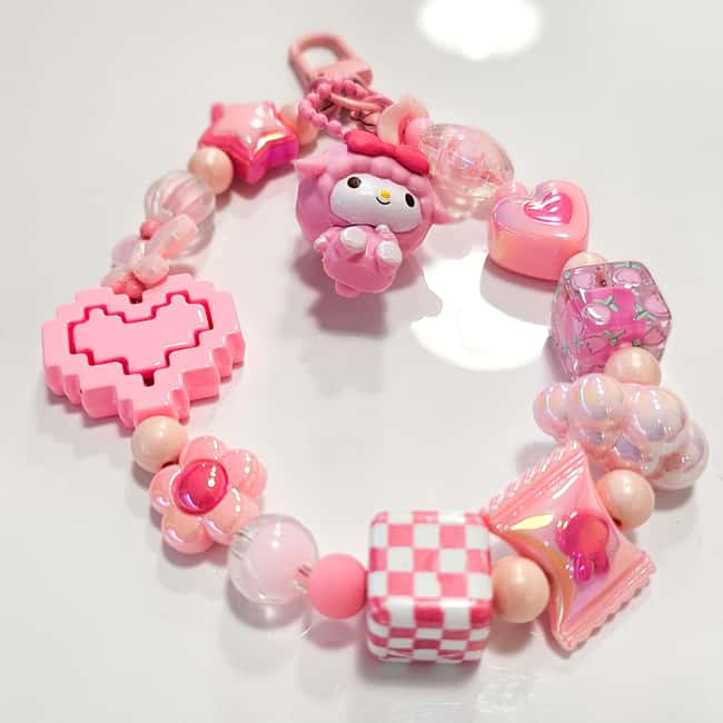 Paris: Create your phone strap, bag or keychain - Kawaii Crafting in Paris: What You’ll Create in One Hour