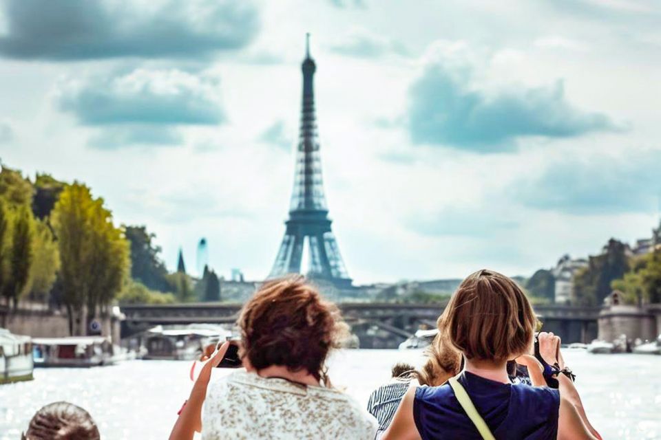 Paris: Day or Sunset Cruise with Drink, Ice Cream or Dessert - Key Points to Know Before You Go