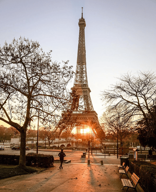 Paris: Discover Paris 2CV - Why a 2CV is the smart way to see Paris fast