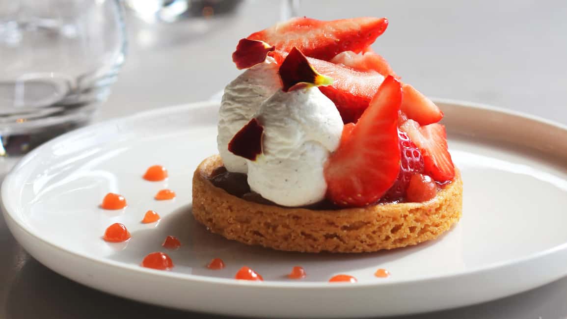 Paris: Early Dinner at Madame Brasserie in the Eiffel Tower - Key things you should know before you go