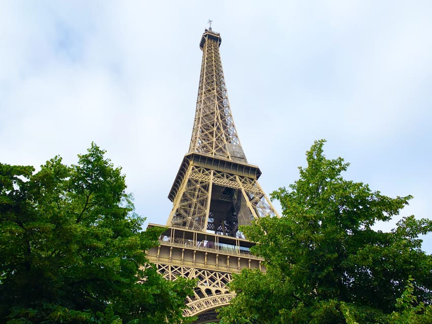 Paris: Eiffel Tower Elevator 2nd Level and Summit Access - Key things to know before you go