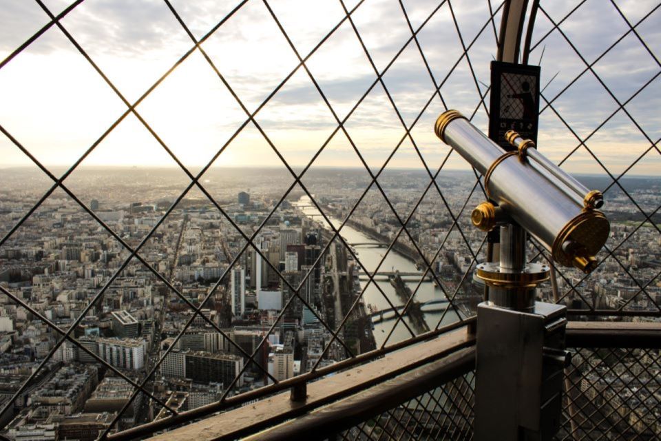 Paris: Eiffel Tower Entry Ticket with Optional Summit Access - What happens on the way down: first-floor activities and the glass floor moment
