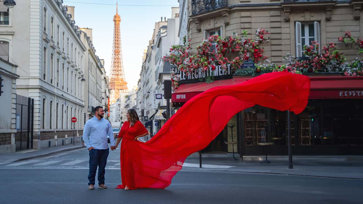 Paris: Eiffel Tower Flying-Dress Photoshoot jonadress - Price and value: $330 for up to two, with real deliverables