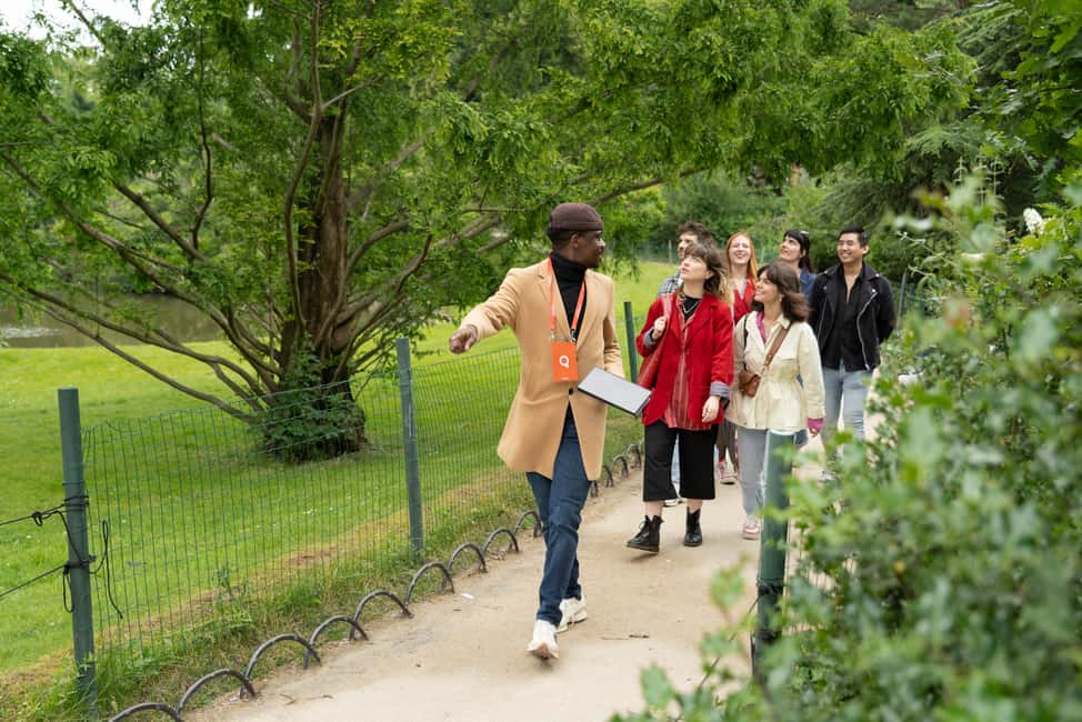 Paris: Eiffel Tower Guided Tour with Summit Access - Eiffel Tower summit access in 90 minutes: what you’re really paying for