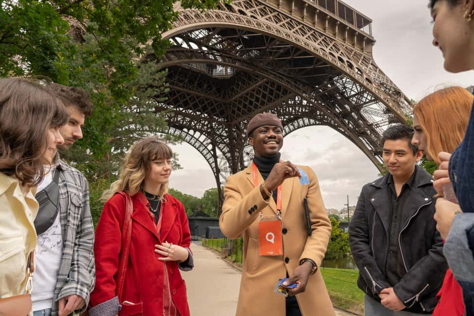 Paris: Eiffel Tower Guided Tour with Summit Access - The 2nd floor panorama: how the guide helps you spot the big sights