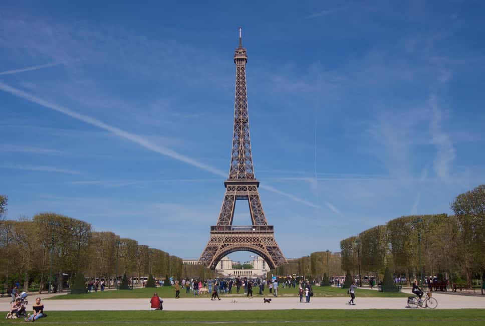Paris: Eiffel Tower Guided Tour with Summit Access - A Great Fit for Some Travelers, a No for Others